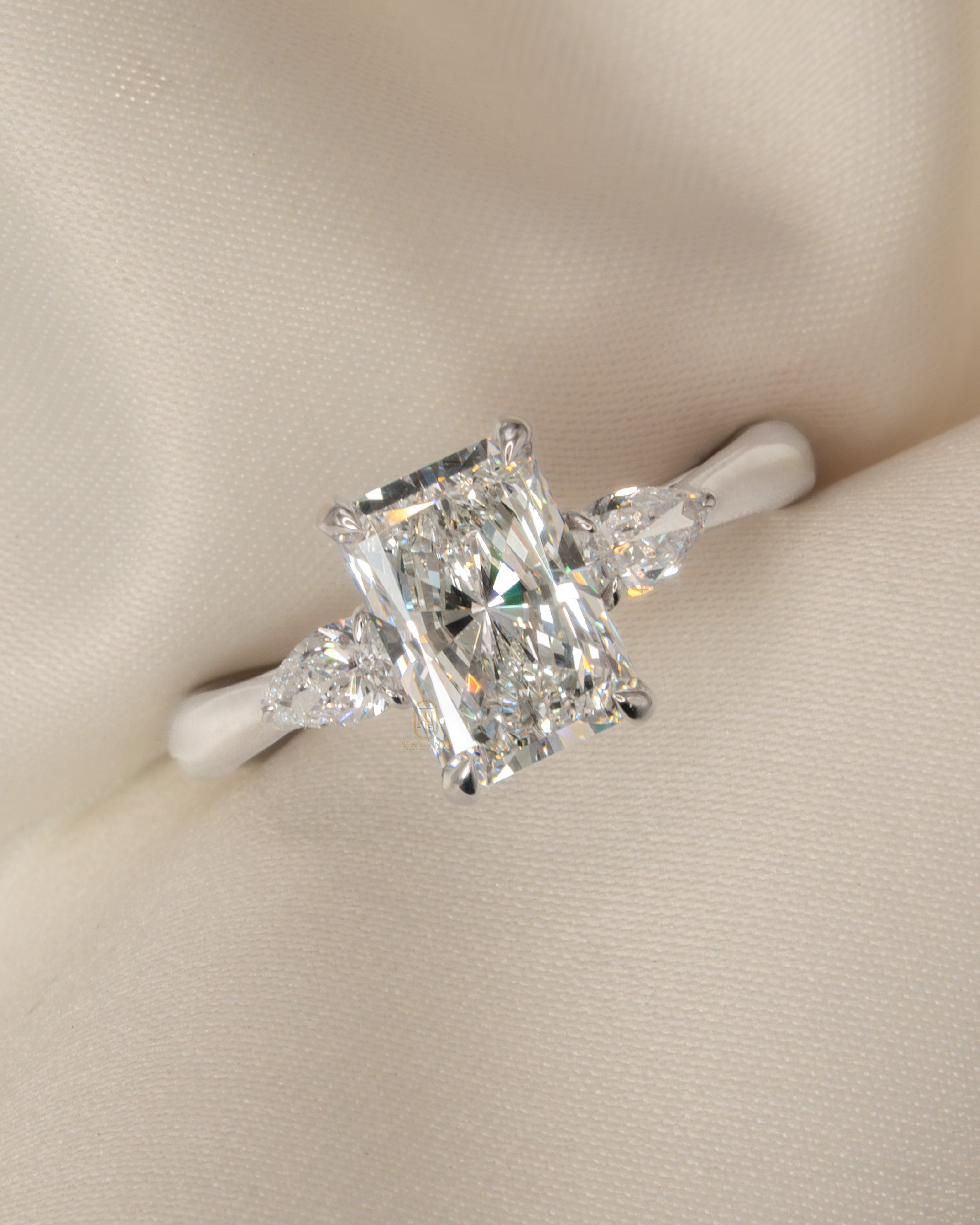 2ct Radiant Lab-grown Diamond